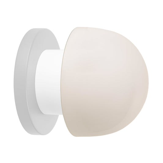 Anni shown with a 6.5" glass shade.