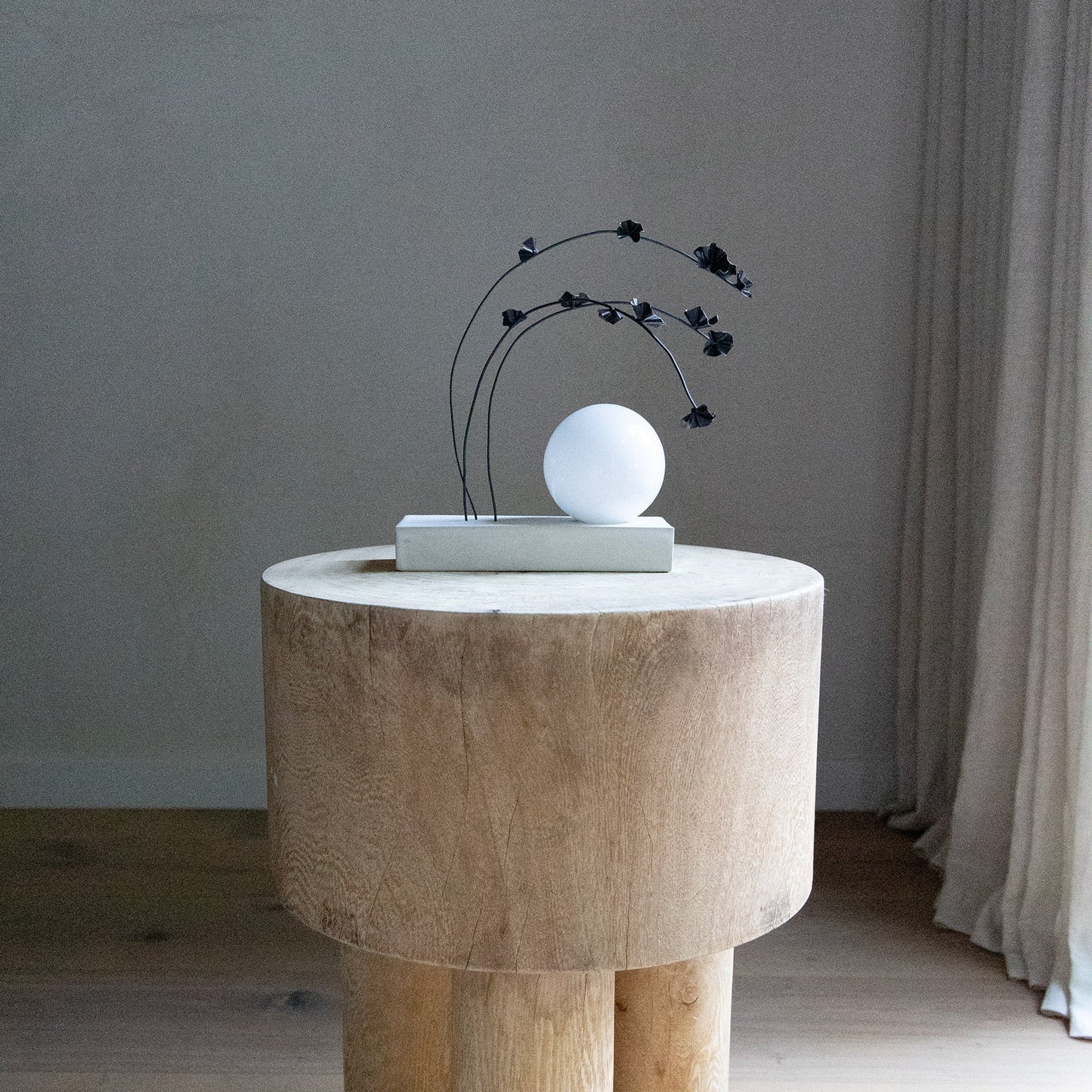 Ikebana Table Lamp